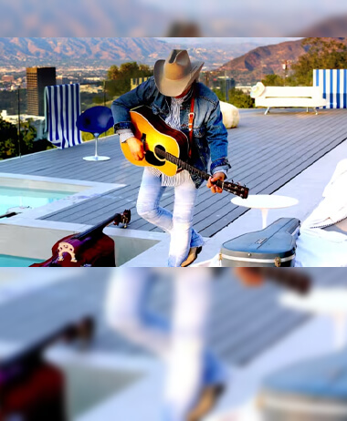 Dwight Yoakam